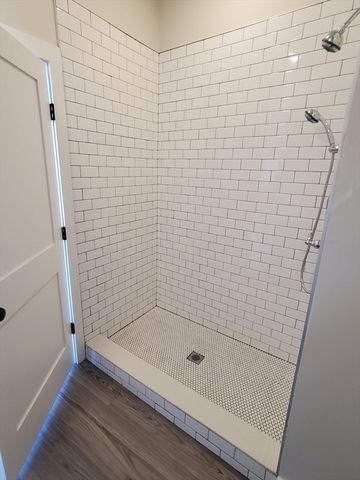 64 Tolman 3, Boston, MA 02122