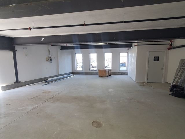 64 Tolman 3, Boston, MA 02122