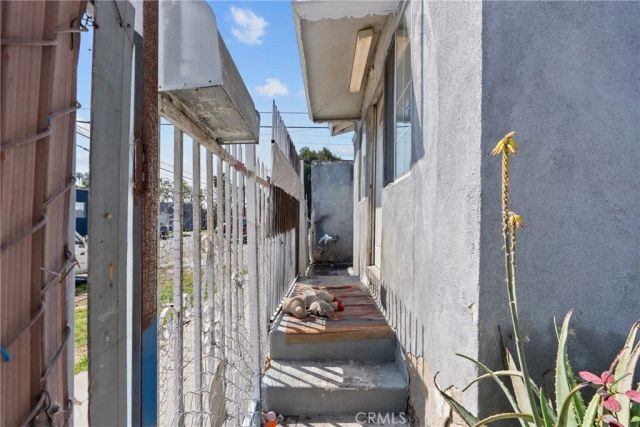 1500 W 59th Place, Los Angeles, CA 90047