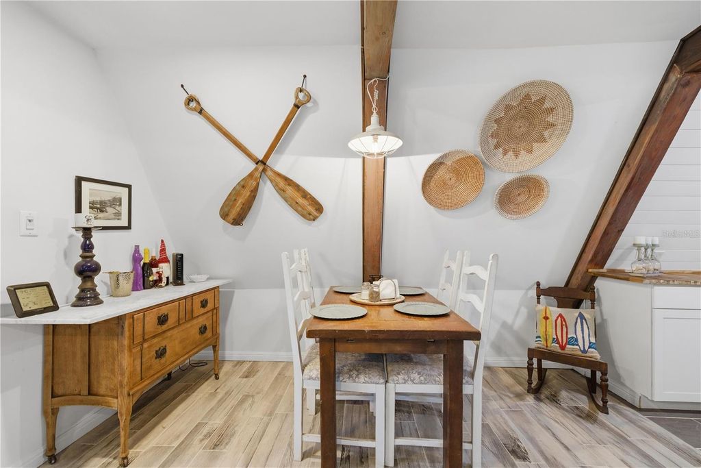 Image 17 of property listing at 118 DRIFTWOOD LANE, Georgetown, FL 32139