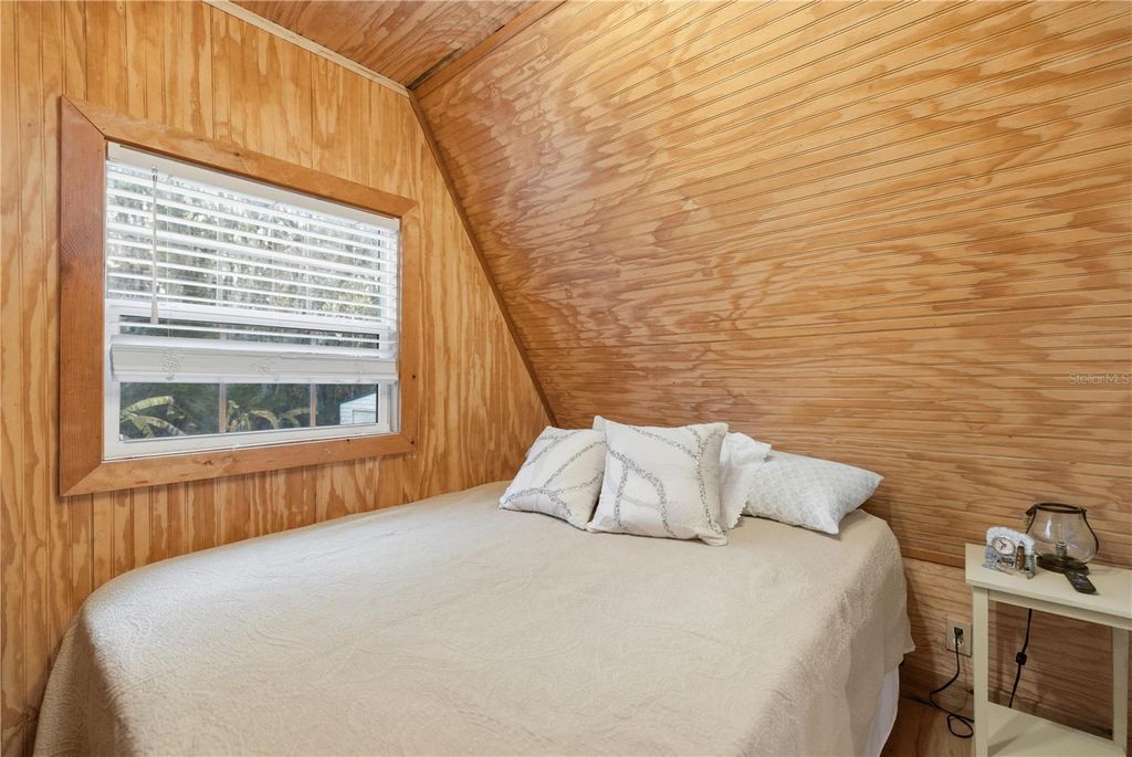 Image 30 of property listing at 118 DRIFTWOOD LANE, Georgetown, FL 32139