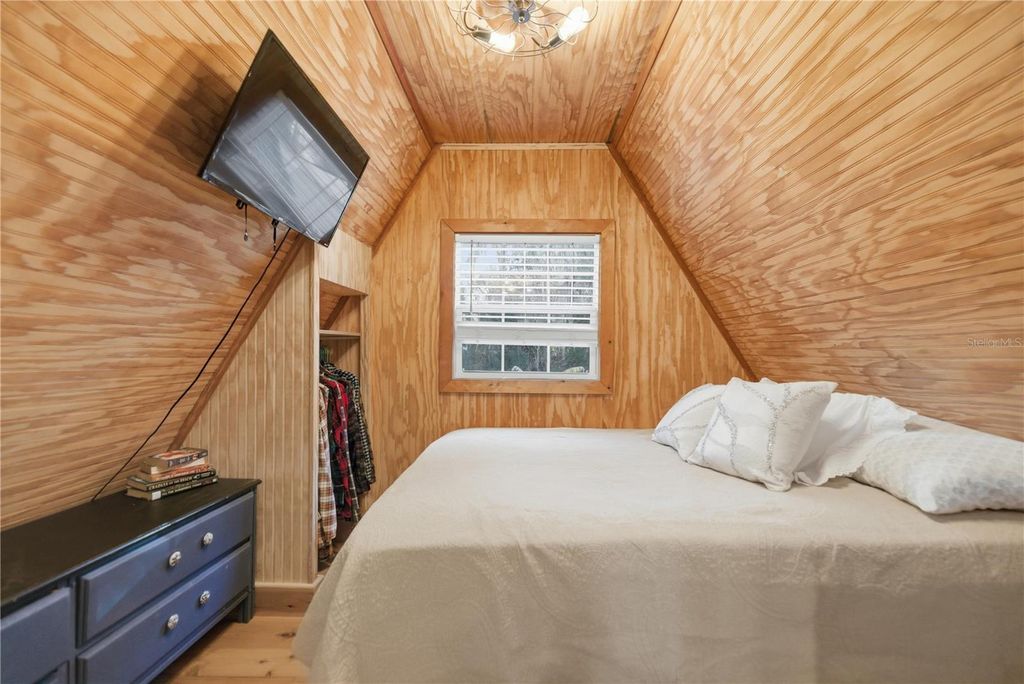 Image 31 of property listing at 118 DRIFTWOOD LANE, Georgetown, FL 32139