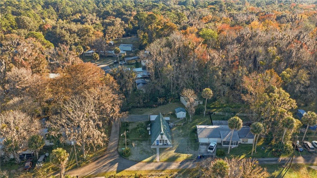 Image 49 of property listing at 118 DRIFTWOOD LANE, Georgetown, FL 32139