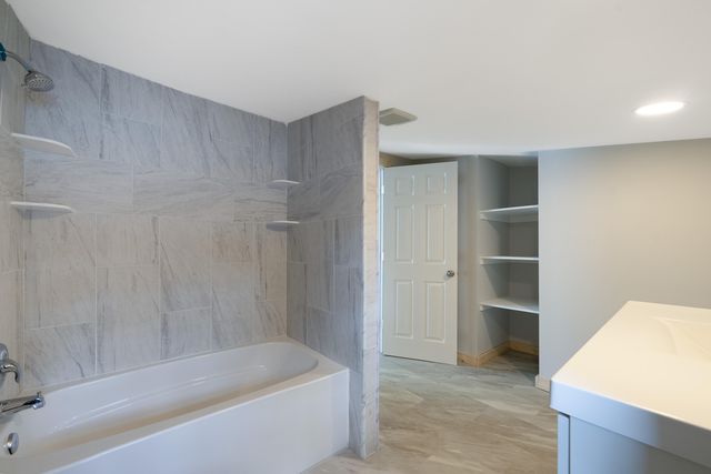 444 W Chadwick, Muskegon, MI 49445