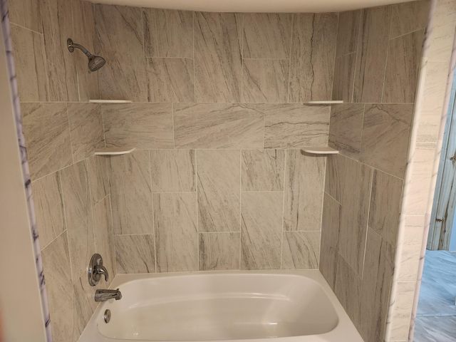 444 W Chadwick, Muskegon, MI 49445