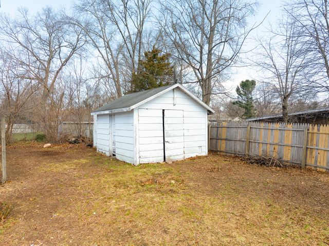 444 W Chadwick, Muskegon, MI 49445