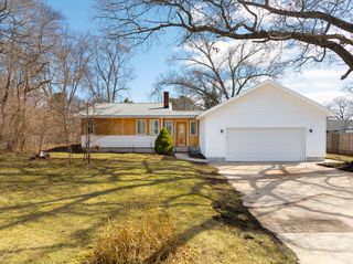 444 W Chadwick, Muskegon, MI 49445