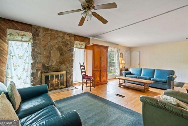 34 Duke Drive, Lawrenceville, GA 30046