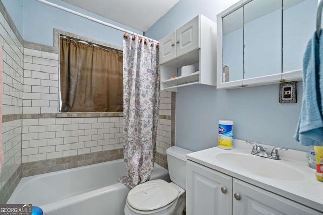 34 Duke Drive, Lawrenceville, GA 30046