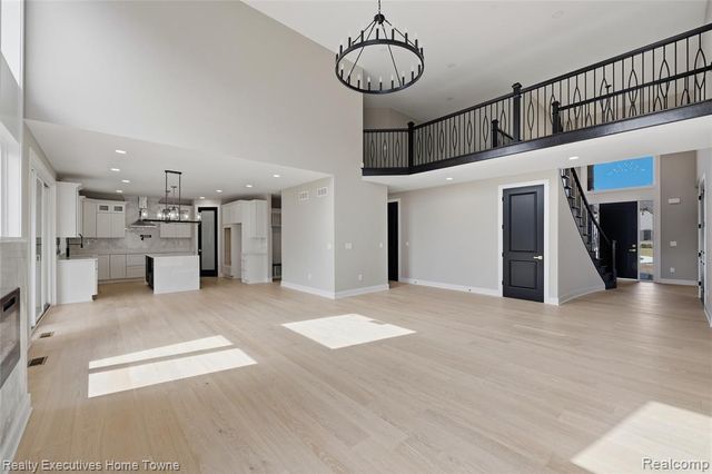 12020 Encore Court, Shelby Twp, MI 48315