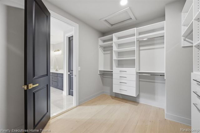 12020 Encore Court, Shelby Twp, MI 48315