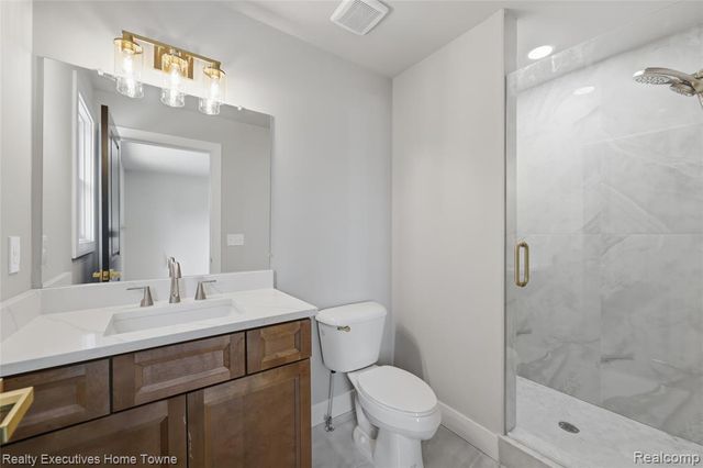 12020 Encore Court, Shelby Twp, MI 48315