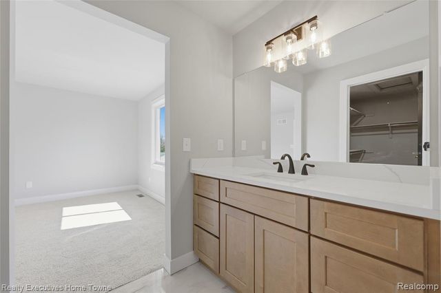 12020 Encore Court, Shelby Twp, MI 48315