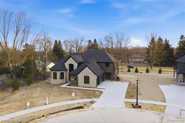 12020 Encore Court, Shelby Twp, MI 48315