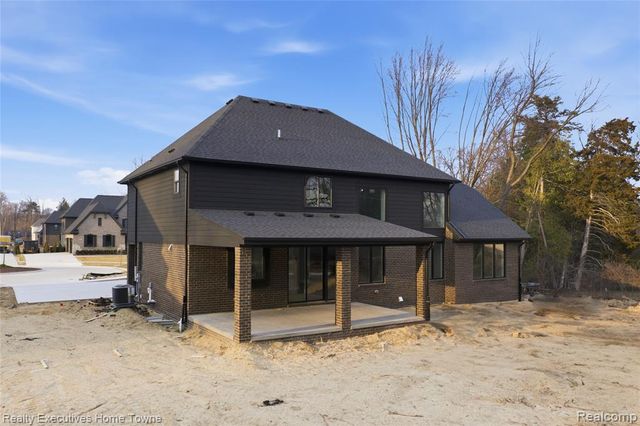 12020 Encore Court, Shelby Twp, MI 48315