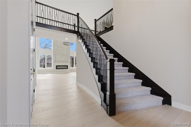 12020 Encore Court, Shelby Twp, MI 48315