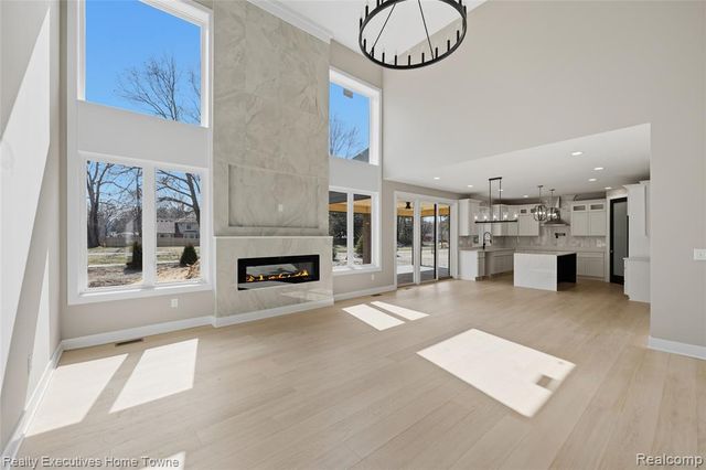 12020 Encore Court, Shelby Twp, MI 48315