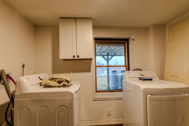 326 Glen Road, Newport City, VT 05855