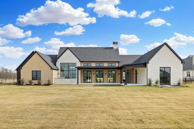 1700 Carter Lane, Gunter, TX 75058