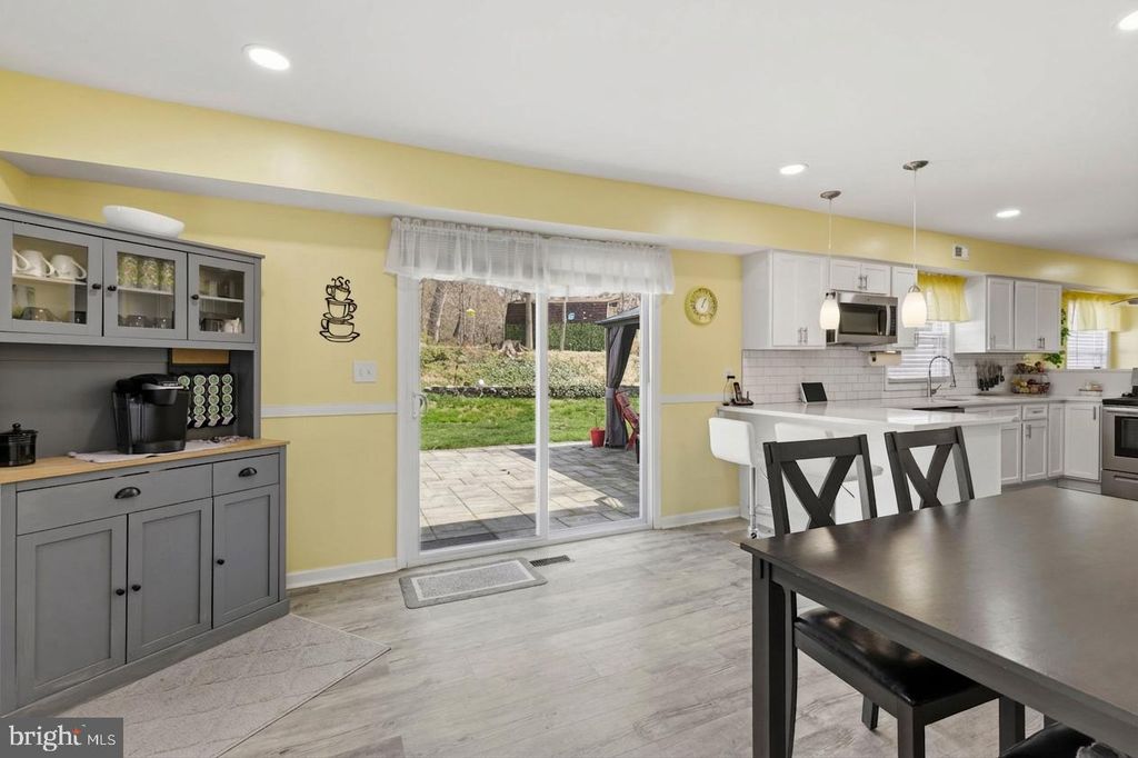 Image 7 of property listing at 505 FOSTER KNOLL DR, Joppa, MD 21085