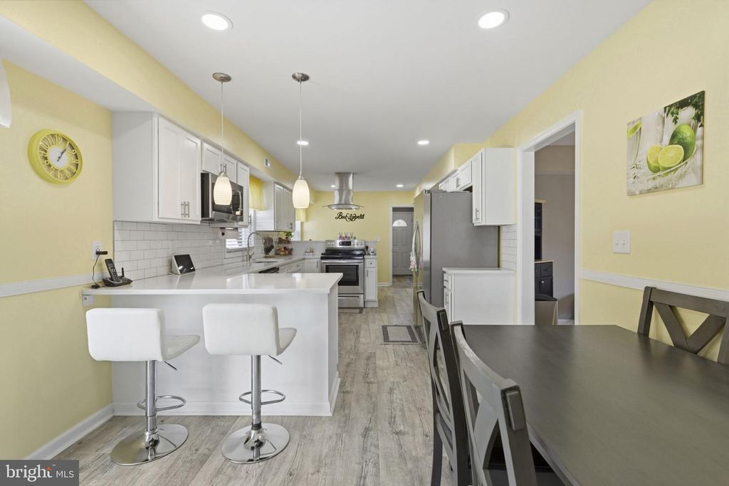 Image 8 of property listing at 505 FOSTER KNOLL DR, Joppa, MD 21085