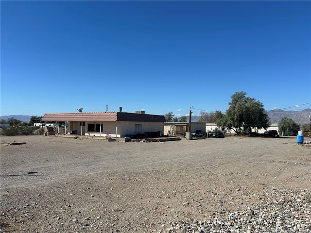 4539 S Calle Del Media, Fort Mohave, AZ 86426