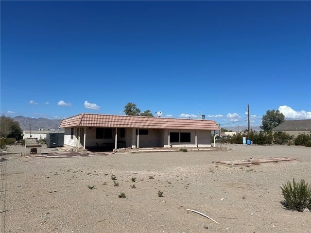 4539 S Calle Del Media, Fort Mohave, AZ 86426