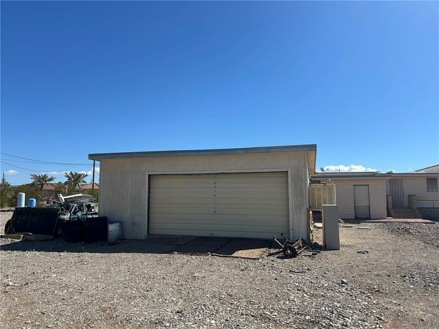 4539 S Calle Del Media, Fort Mohave, AZ 86426