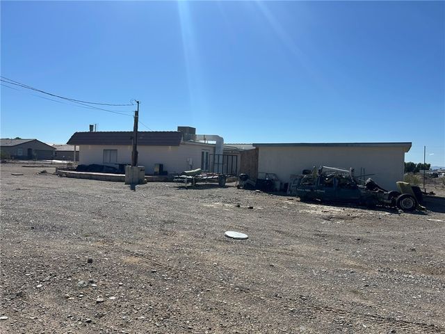 4539 S Calle Del Media, Fort Mohave, AZ 86426