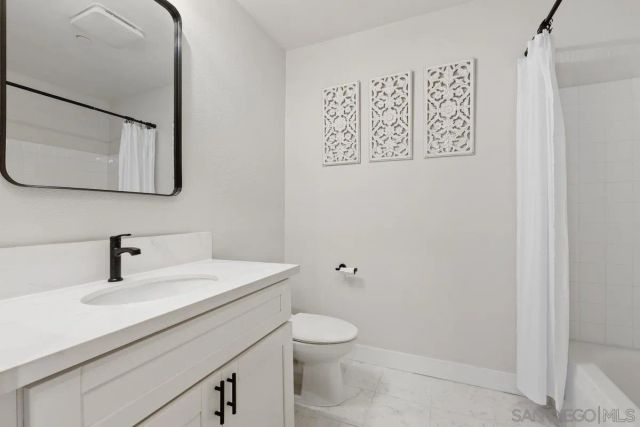 10810 Sabre Hill Dr. 175, San Diego, CA 92128