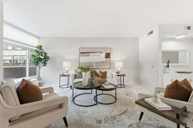 11 Hayward Avenue 1009, San Mateo, CA 94401