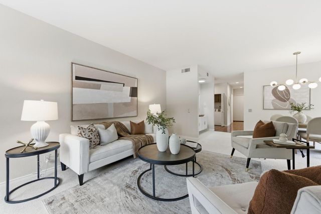 11 Hayward Avenue 1009, San Mateo, CA 94401