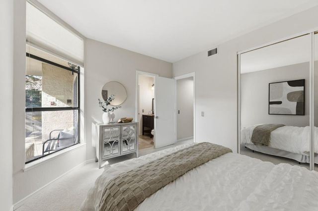 11 Hayward Avenue 1009, San Mateo, CA 94401