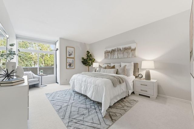 11 Hayward Avenue 1009, San Mateo, CA 94401