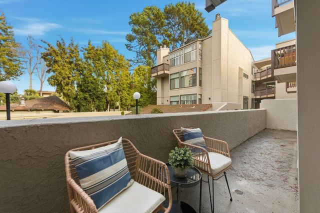 11 Hayward Avenue 1009, San Mateo, CA 94401