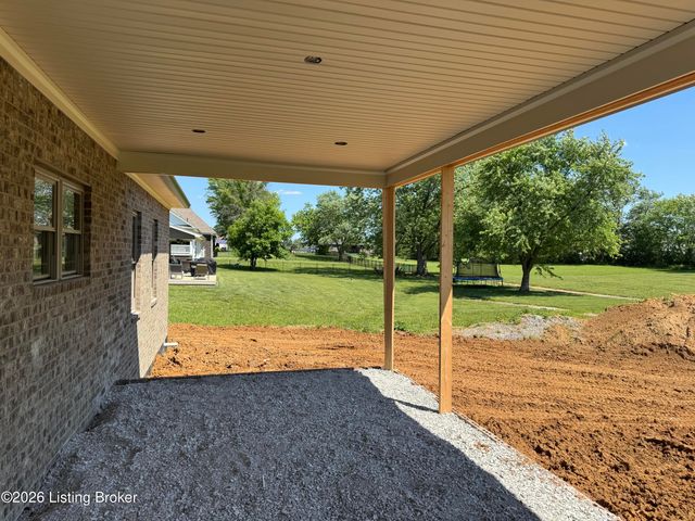 381 Robin Way, Shepherdsville, KY 40165