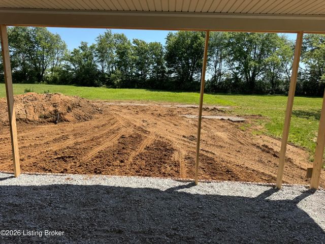 381 Robin Way, Shepherdsville, KY 40165