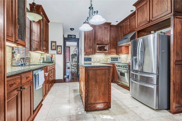 22 Dunrobin, Garland, TX 75044