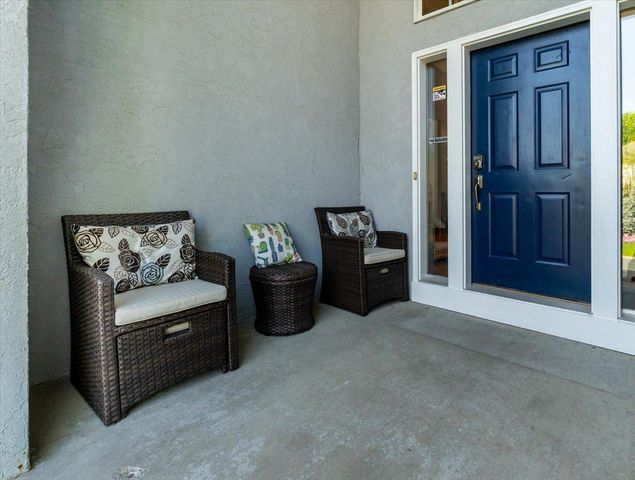 1476 Pinetree Pass, Eagan, MN 55122