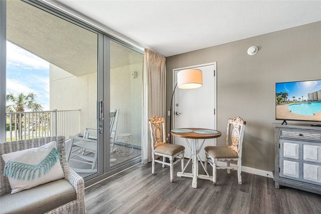 800 Sandcastle Dr 227, Port Aransas, TX 78373