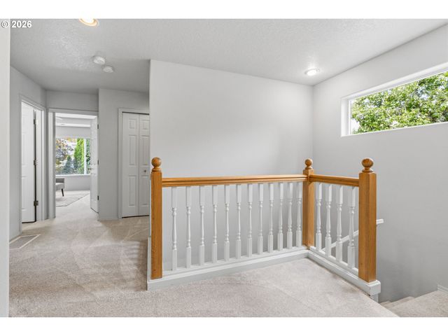 2987 Ne LANGE Ct, Hillsboro, OR 97124