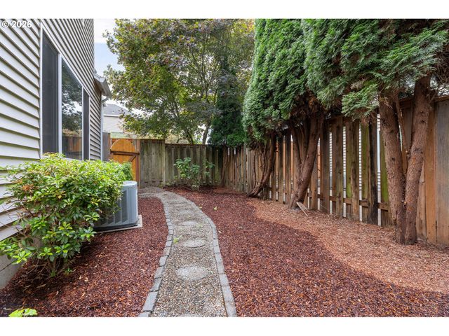 2987 Ne LANGE Ct, Hillsboro, OR 97124