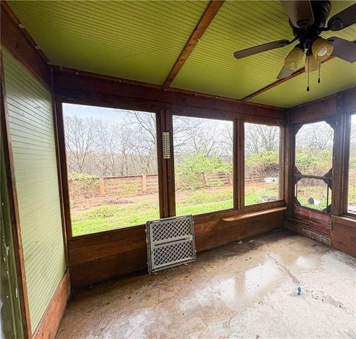 31982 Chesapeake Drive, Warsaw, MO 65355