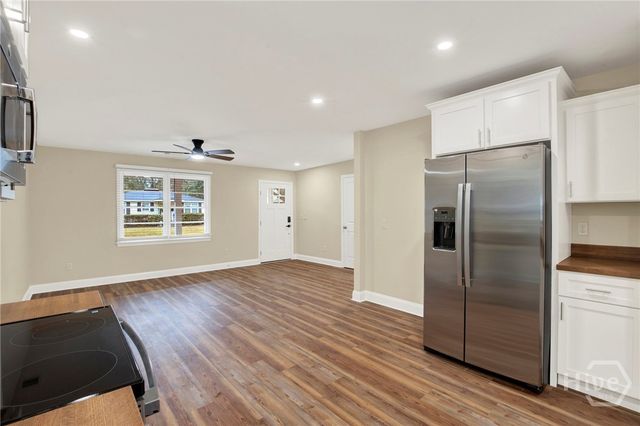 1307 E 70th Street, Savannah, GA 31404