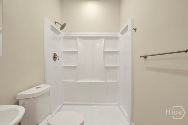 1307 E 70th Street, Savannah, GA 31404