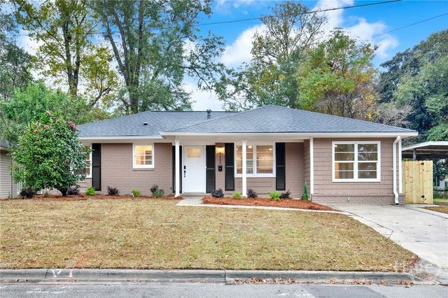 1307 E 70th Street, Savannah, GA 31404