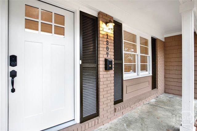 1307 E 70th Street, Savannah, GA 31404