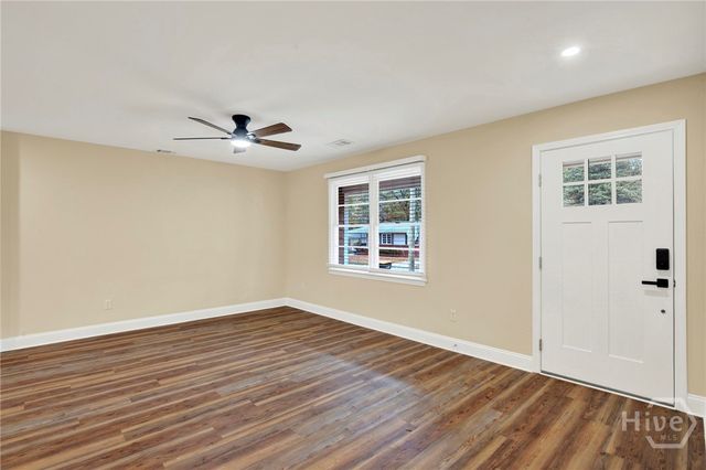 1307 E 70th Street, Savannah, GA 31404