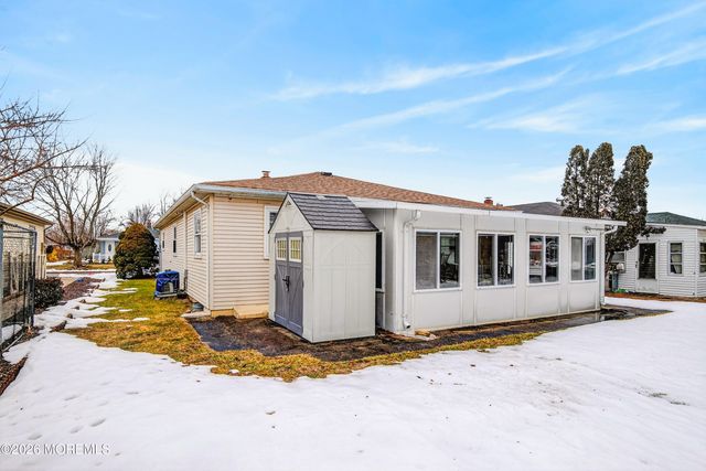 241 Charlotteville Drive N, Toms River, NJ 08757