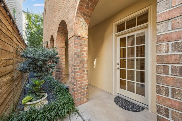 5417 Dickson Street A, Houston, TX 77007